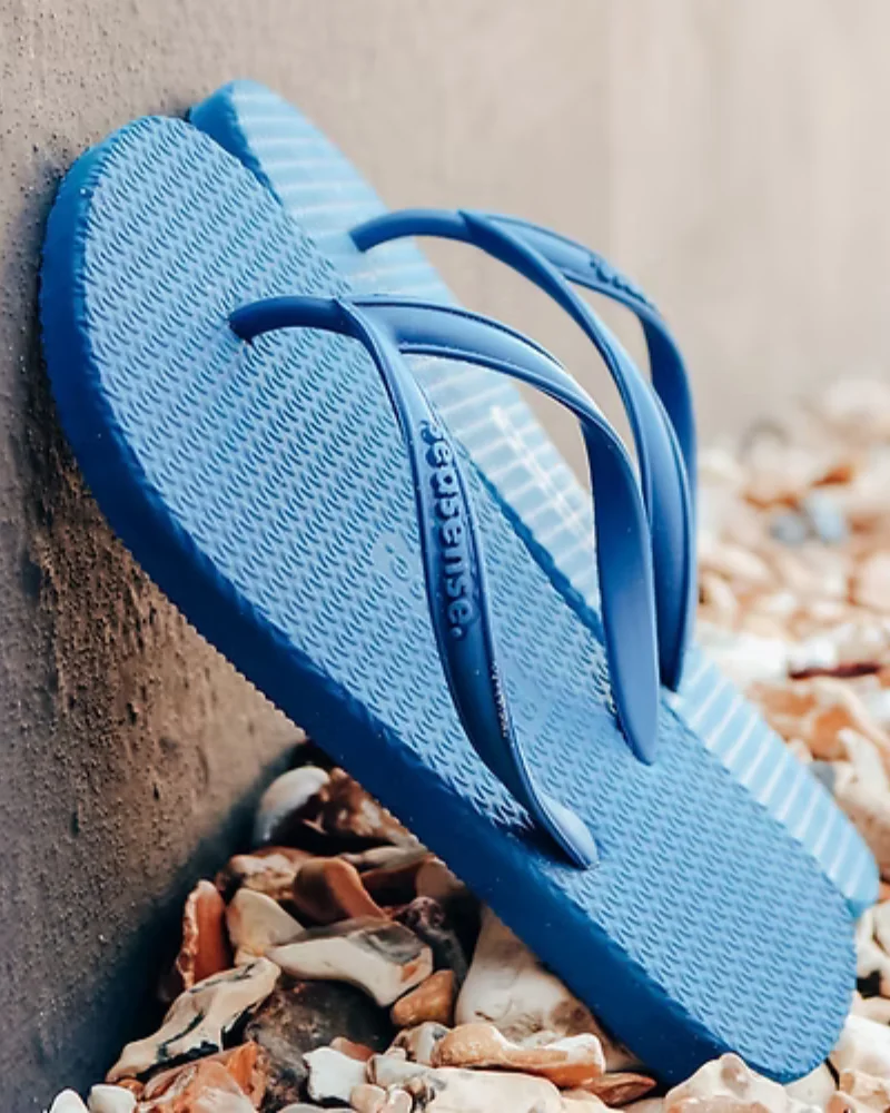 comfortable non-toxic sandals