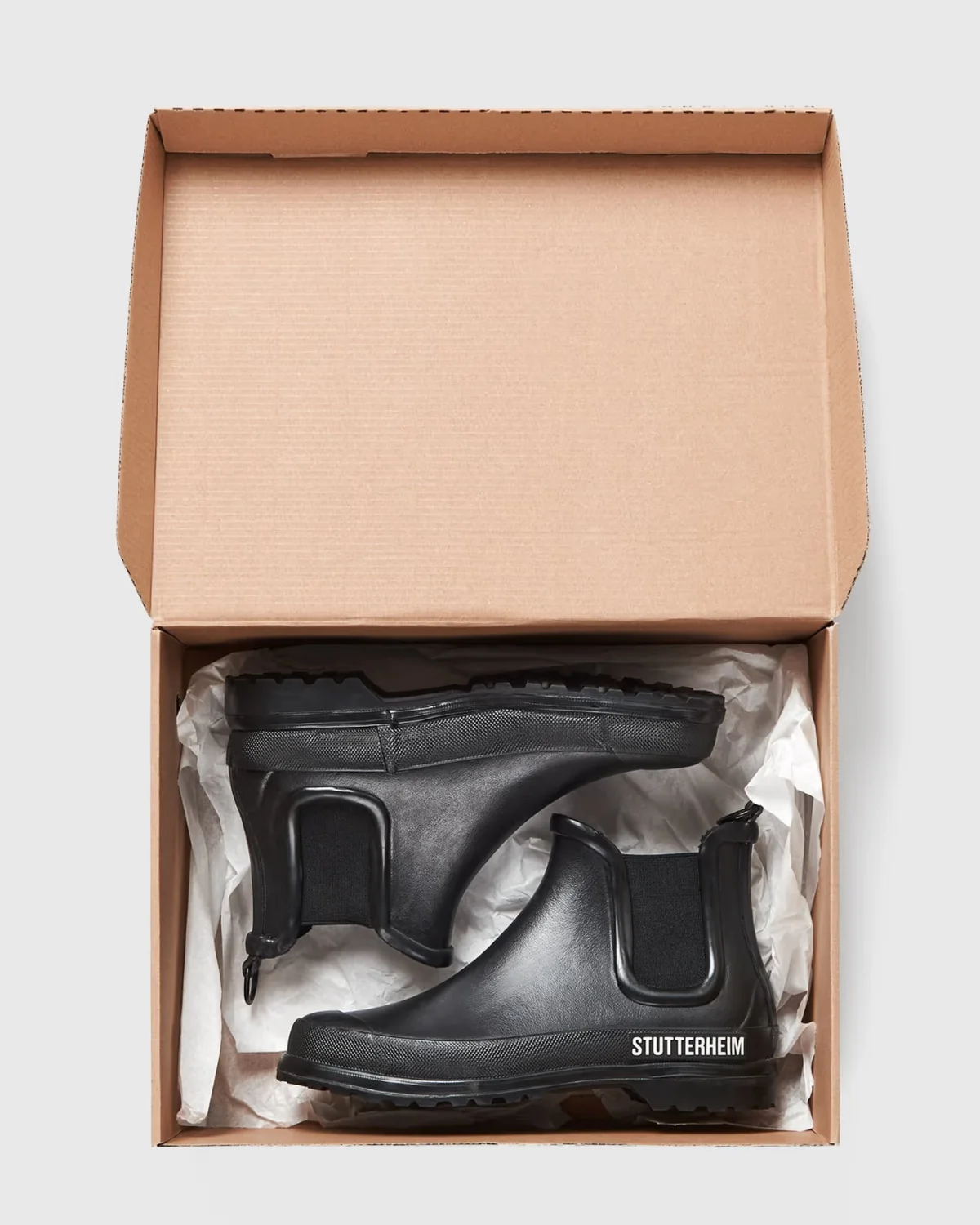 Stutterheim Chelsea Rainwalker boots handcrafted from natural rubber for low-tox living.